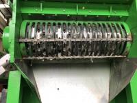 China Hydraulic Pushing PET Fibers Single Shaft Shredder Machine factory