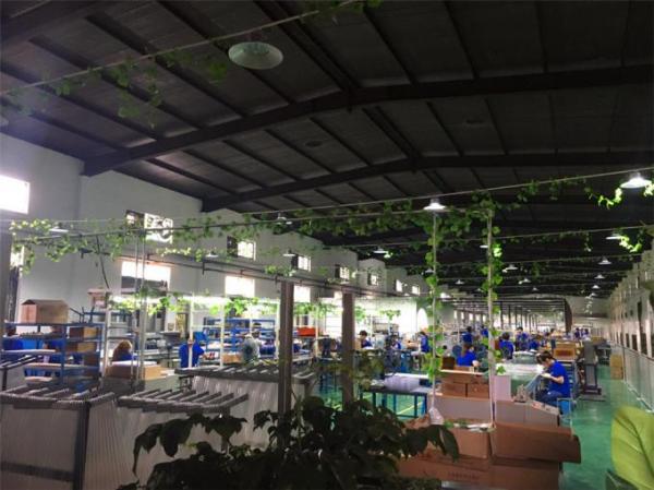 Ningbo Uv Light & Electricity Co., Ltd. factory production line 6