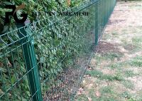 China Home Garden Curvy Welded Fence Corrosion Resistant factory