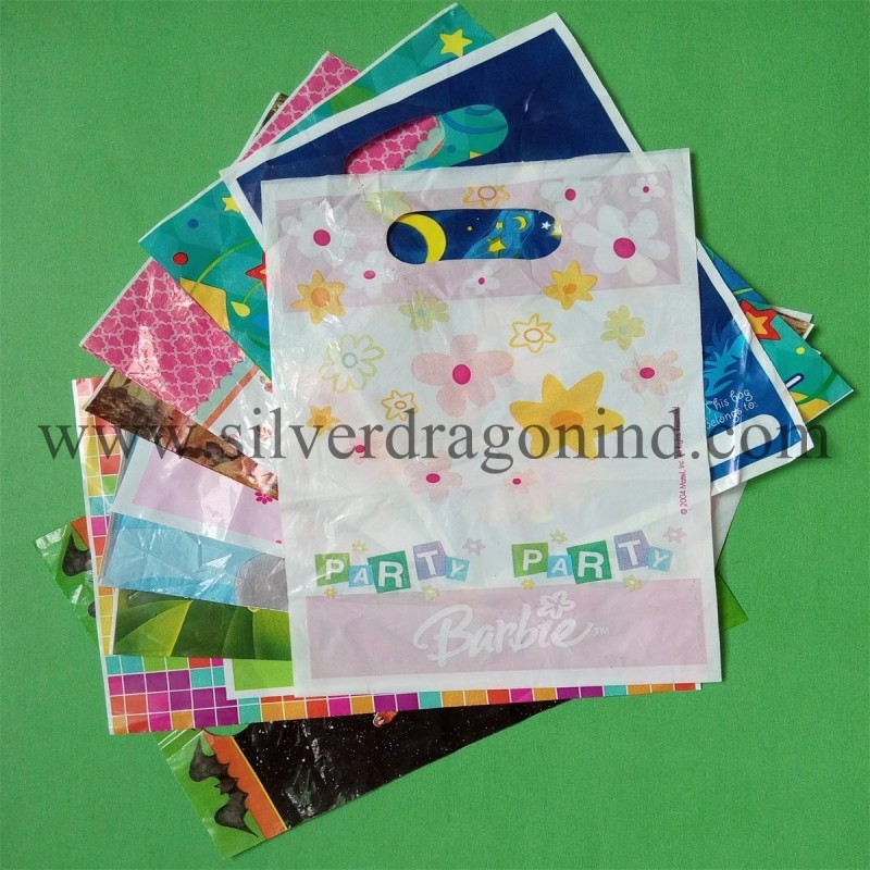 well-printed plastic carrier bag for gift packing