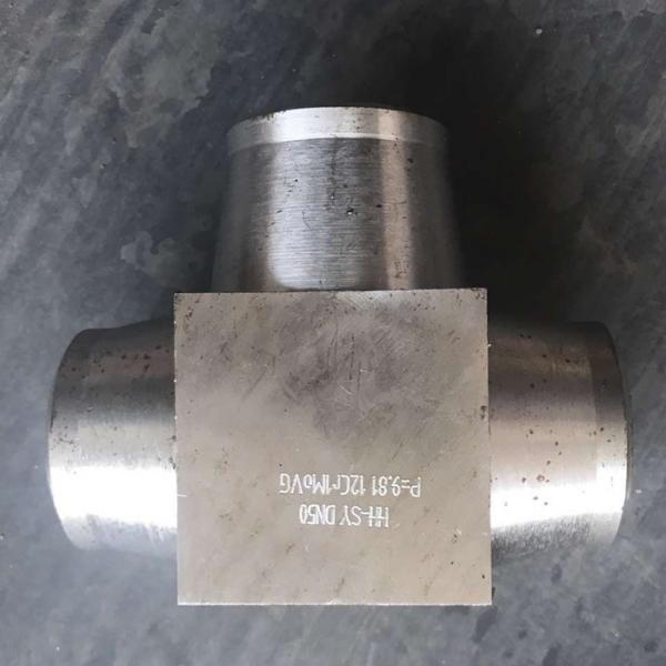 Quality Customized Forged Stainless Steel Pipe Fittings Socket Welded Tee for sale