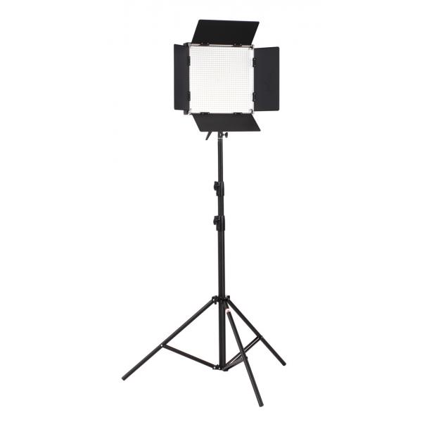 Quality Pro Portable LED Lights For Photography With Barndoor / V Mount for sale
