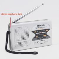 China Sliver Color Mini Pocket AM FM Radio With Speaker Support OEM factory