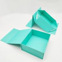China Green Foldable Magnetic Boutique Gift Box Hard Cardboard Gift Boxes factory