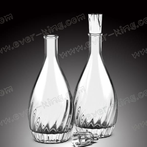 Quality 750ml Transparent Premium Liquor Glass Bottles for sale