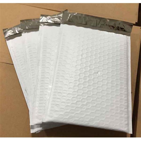 Quality Custom Poly Bubble Mailers 9.5