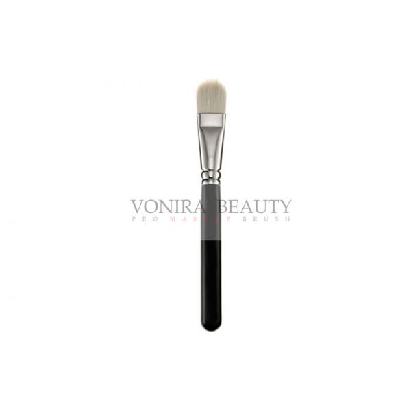 Quality Extremely Natural Hair Makeup Brushes Goat Hair Flawless Concealer Brush Wood Handle for sale