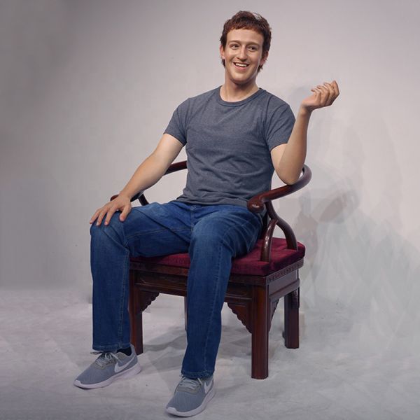 Celebrity Mark Zuckerberg Wax Statue 11 Hyper Realistic Sculpture