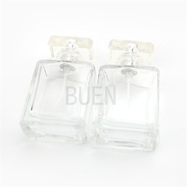 Quality Square Transparent Glass Perfume Bottle ，Customized Empty 100ml Spray Bottles for sale