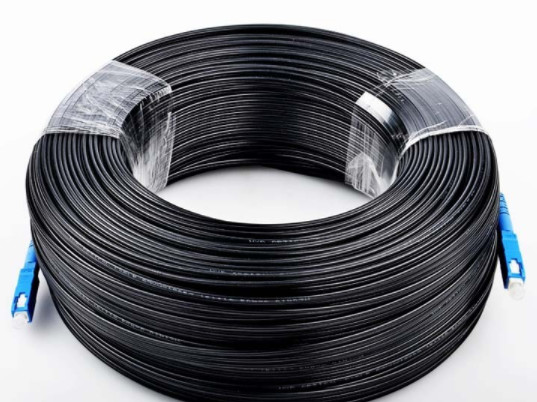 Quality Black LSZH/PVC Jacket 4 Core Single Mode GJYXCH Optical Fiber Cable Long Distance FTTH Drop Cable for sale