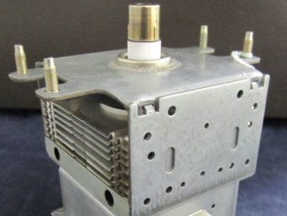 Quality Metal Ceramic CW Magnetron , Magnetron Tube Replacement 7.2 KV Anode Voltage for sale
