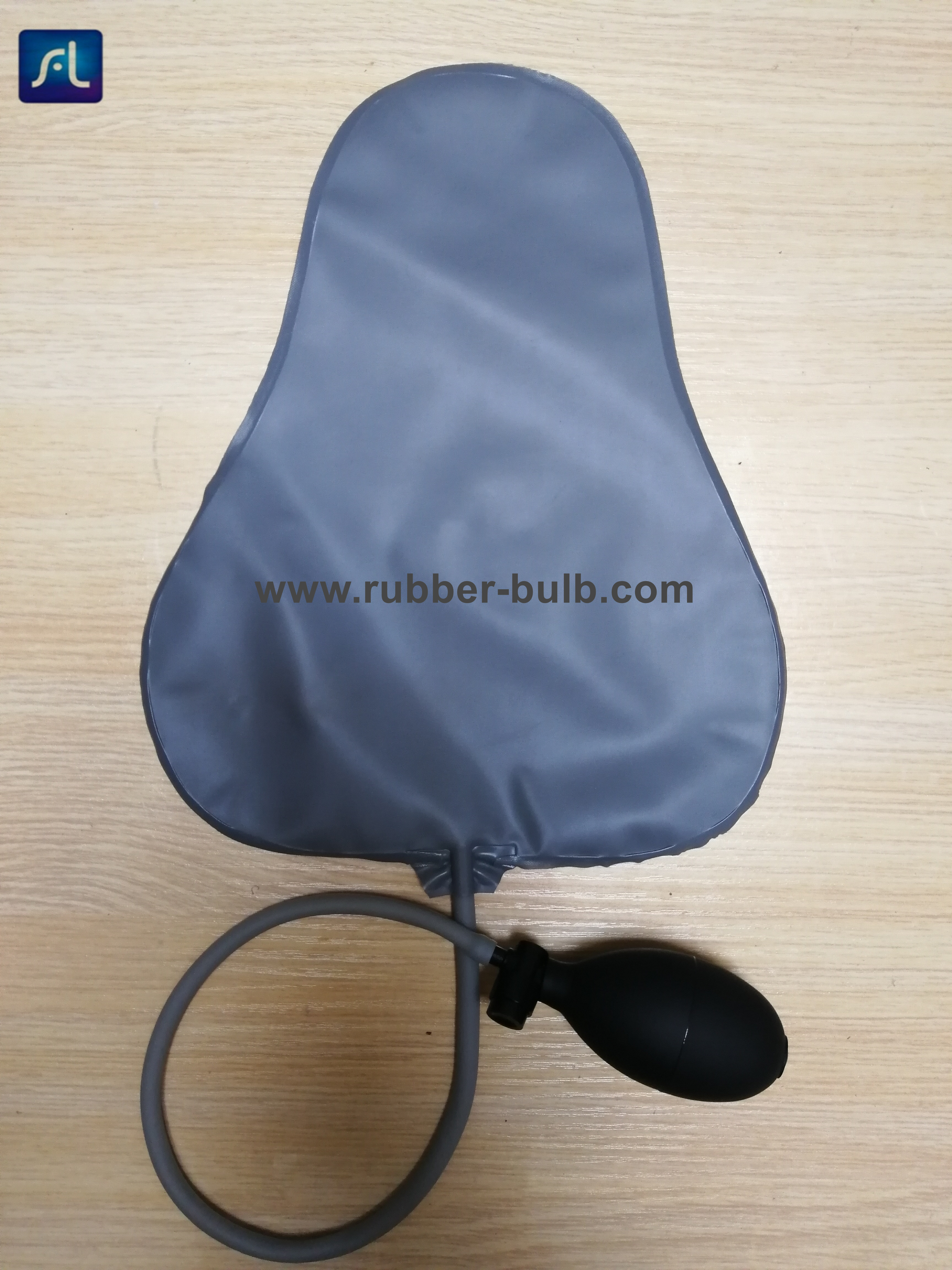 China PVC Inflatable Air Bladder Or Cushion With 44.05cm Single Tube For Lumbar Support factory