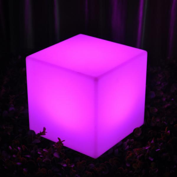 Quality Glowing Outdoor LED Cube Light Chair Plastic IP65 Waterproof For Park Villa for sale