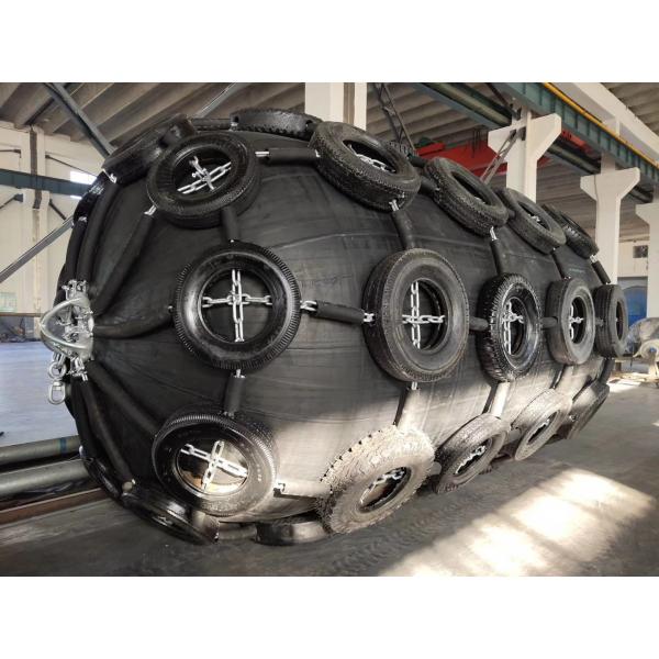 Quality China Best Marine Rubber Pneumatic Fender Luhang Brand Used For Boat Berthing for sale