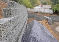 China Safety Retaining Wall Gabion Baskets Square Or Hexagonal Shape Easy To Install factory