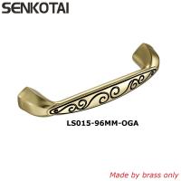 China Solid Oil Rubbed Bronze Cabinet Hardware Handle Pull Antique Brass Flower Dresser Wardrobe for sale