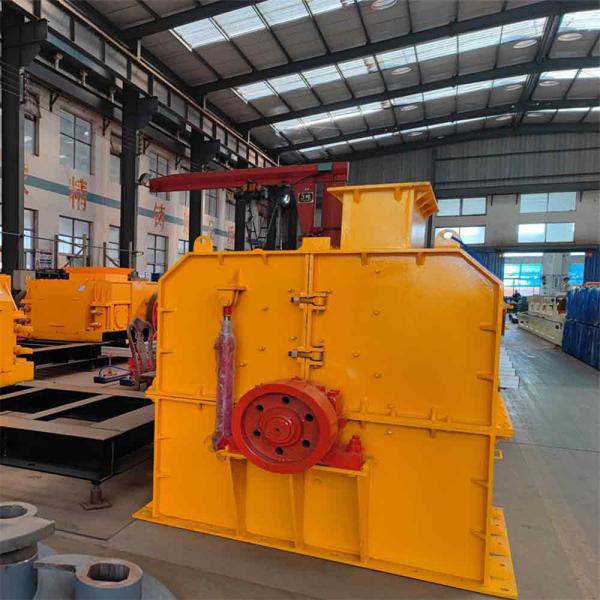 Quality Hammer Crusher Mill PC800 Clay Brick Making Machines Brick Crusher for sale