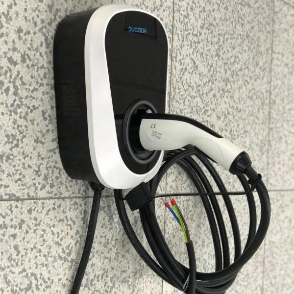 Quality IP65 32Amp 11kW AC EV Charging Station Wall Mounted Installation for sale
