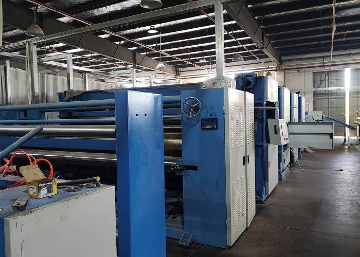 China Blanket Non Woven Fabric Manufacturing Machine Needle Punching Machine For Felt factory