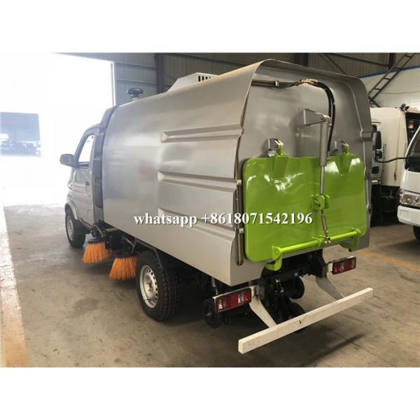 Quality Small Size Mechanical Sweeper Truck 2600mm Wheelbase For City Sanitation for sale