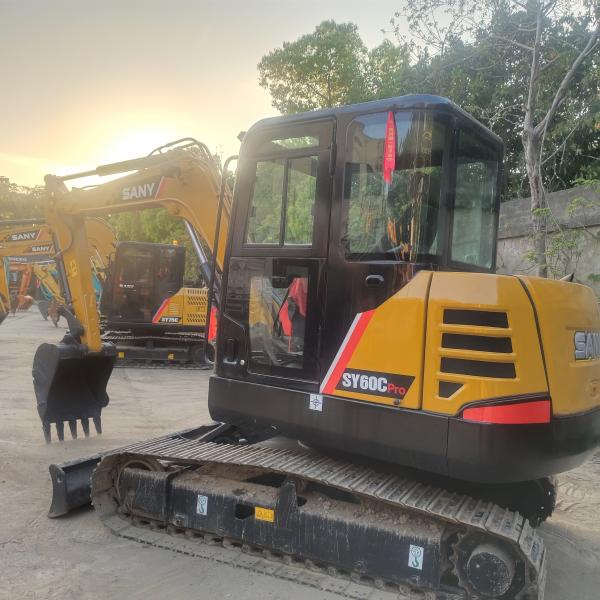 Quality 6 Ton Used Construction Machinery Sany SY60C Crawler Excavator Equipped With Isuzu Engine for sale