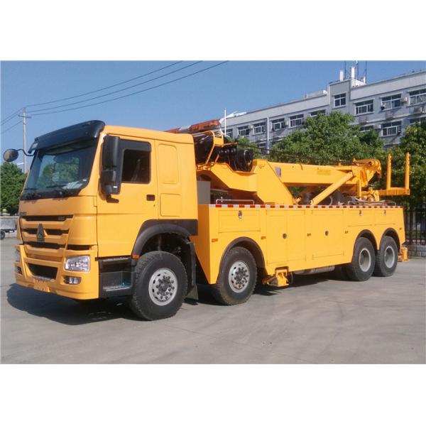 Quality HOWO 12 Wheeler 50 Ton Tow Truck , 360 Degree Rotating Flatbed Tow Truck for sale