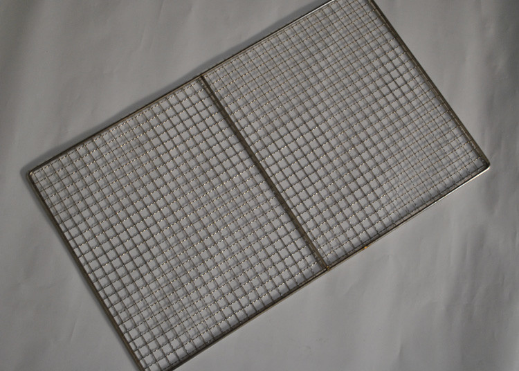 China 304 Stainless Steel Crimped Mesh Barbecue Grills Panels / Trays factory