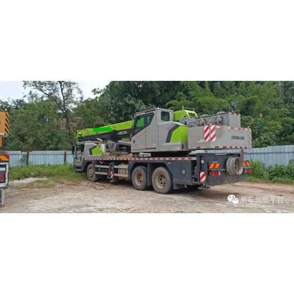 Quality Zoomlion 25 Ton Used Mobile Crane ZTC250H / ZTC251V / ZTC250A 3 Axles for sale