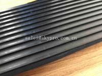 China Durable Black Dairy Rubber Cow Mat Fine Ribbed Quine Shockproof Mat For Industrial factory