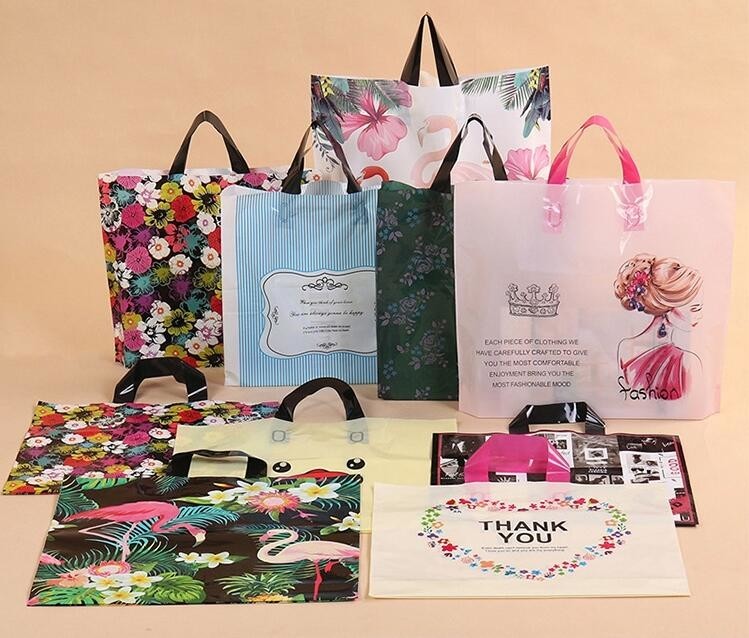 China Merchandise Bags, Retail Shopping Bags with Handle, Gift Bags, Environmentally Responsible 100% Recyclable factory