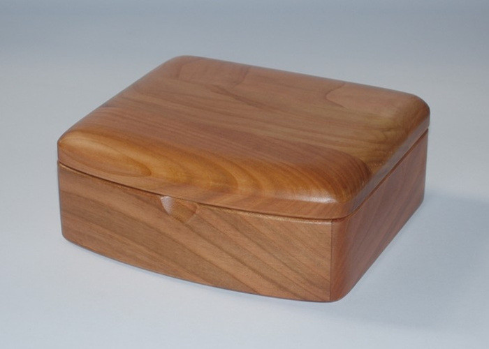 China Customized Logo Solid Wood Jewelry Box , Unique Wooden Jewelry Boxes factory