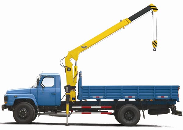 2 ton sq3.2sk1q truck mounted crane with 7m lifting height