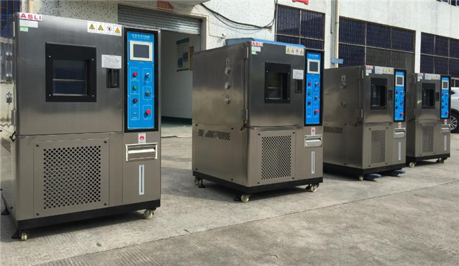 China Floor Standing Lab Test Equipment / Multi Function Temperature Humidity Controlled Climate Test Machine factory