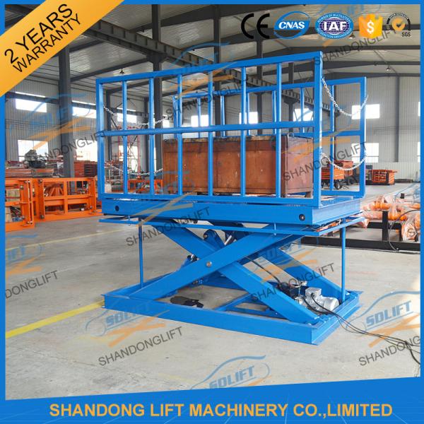 Quality 2T Warehouse Cargo Stationary Hydraulic Scissor Lift with Safe Sensor and Maintenance Bar for sale