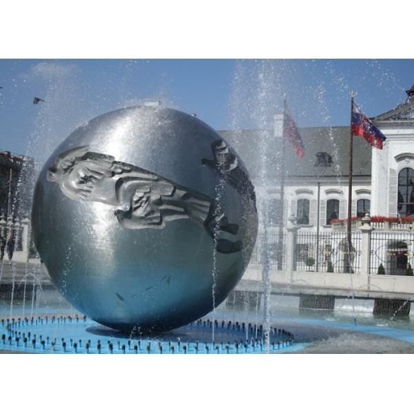 Quality Silver Sphere Water Feature / Sphere Water Fountain Outdoor For Large City Decoration for sale