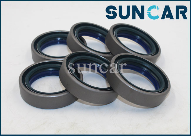 China CA0140224 Combi Oil Seal High Pressure NBR Material Hydraulic Oil Sealing for sale