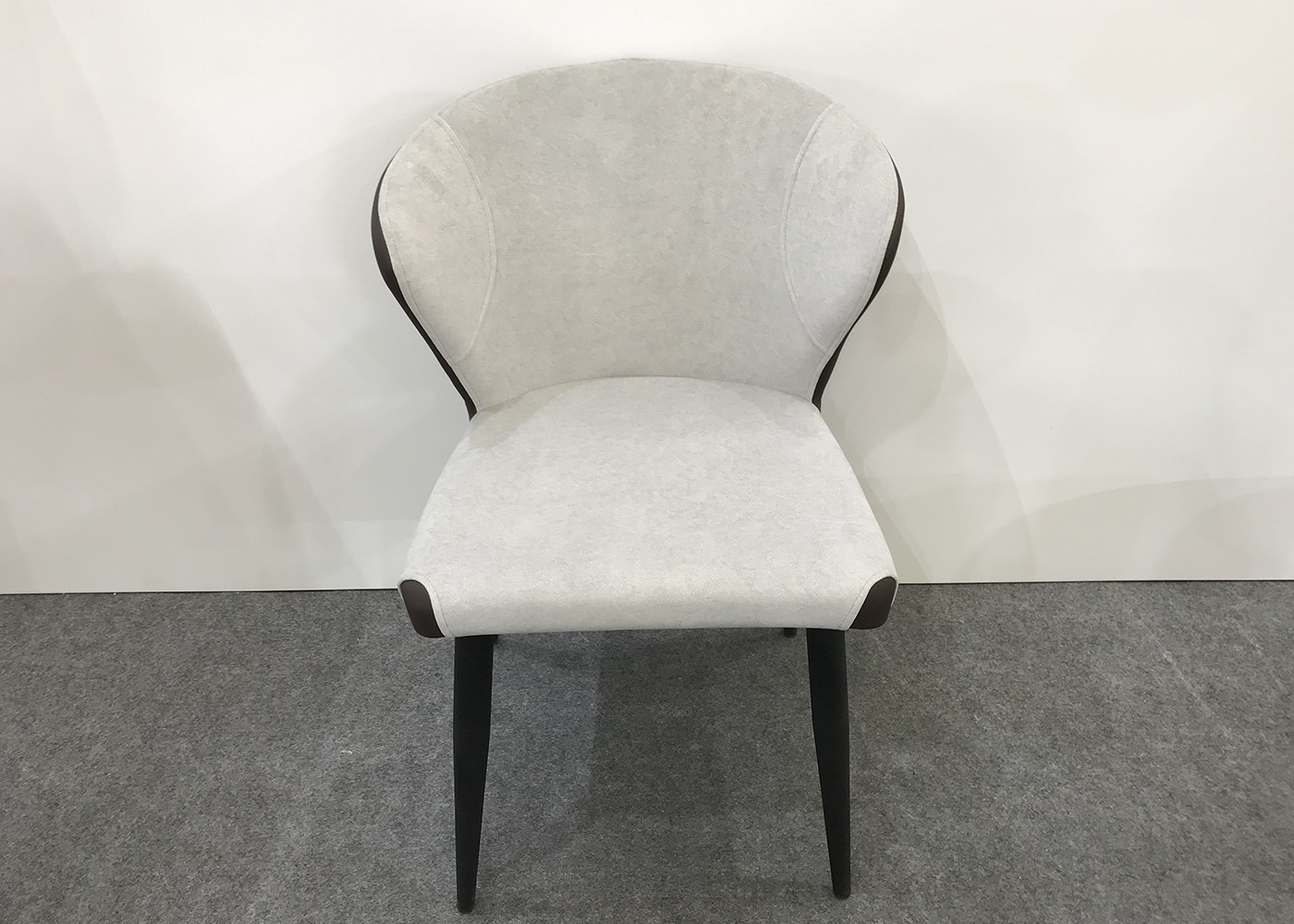China High Density Sponge Cushion Backrest Ergonomic Dining Room Chairs factory
