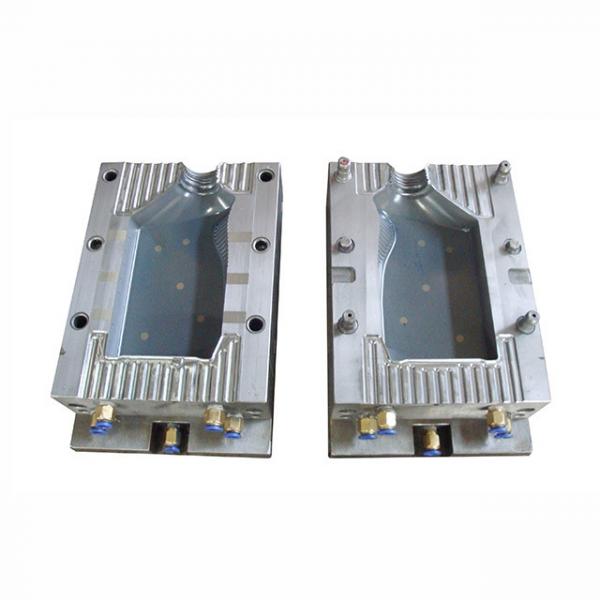 Quality Single Cavity Automative Plastic Mould Injection For 1L PE Material Petrol for sale