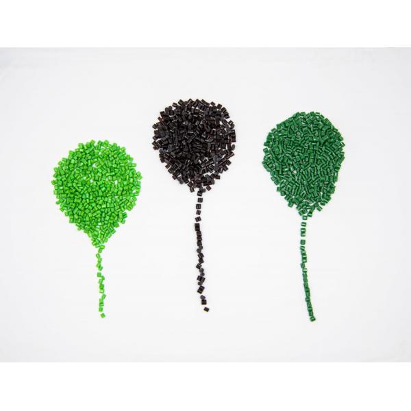 Quality Fiber Grade Recycled PET Resin With IV0.55-0.7 Green Color GRS Certified for sale