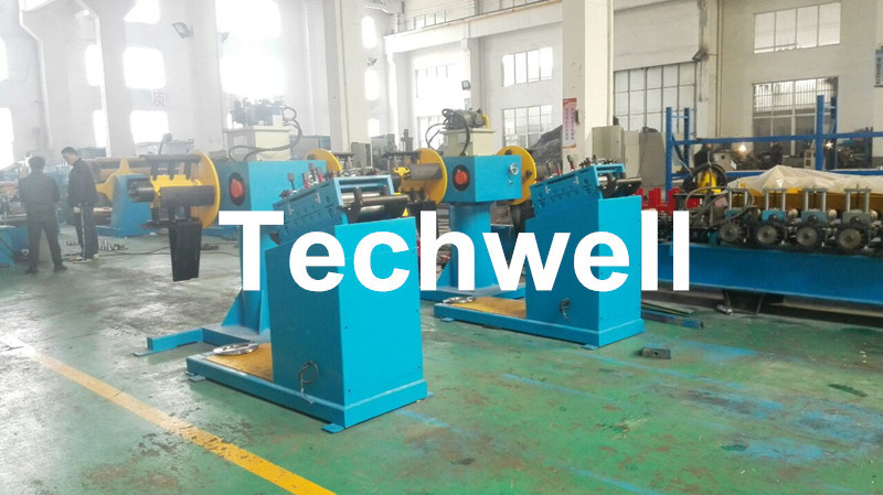 China Rotary Double Head Mandrel Manual Uncoiler / Decoiler With Weight Capacity Of 3 / 5 Ton for sale