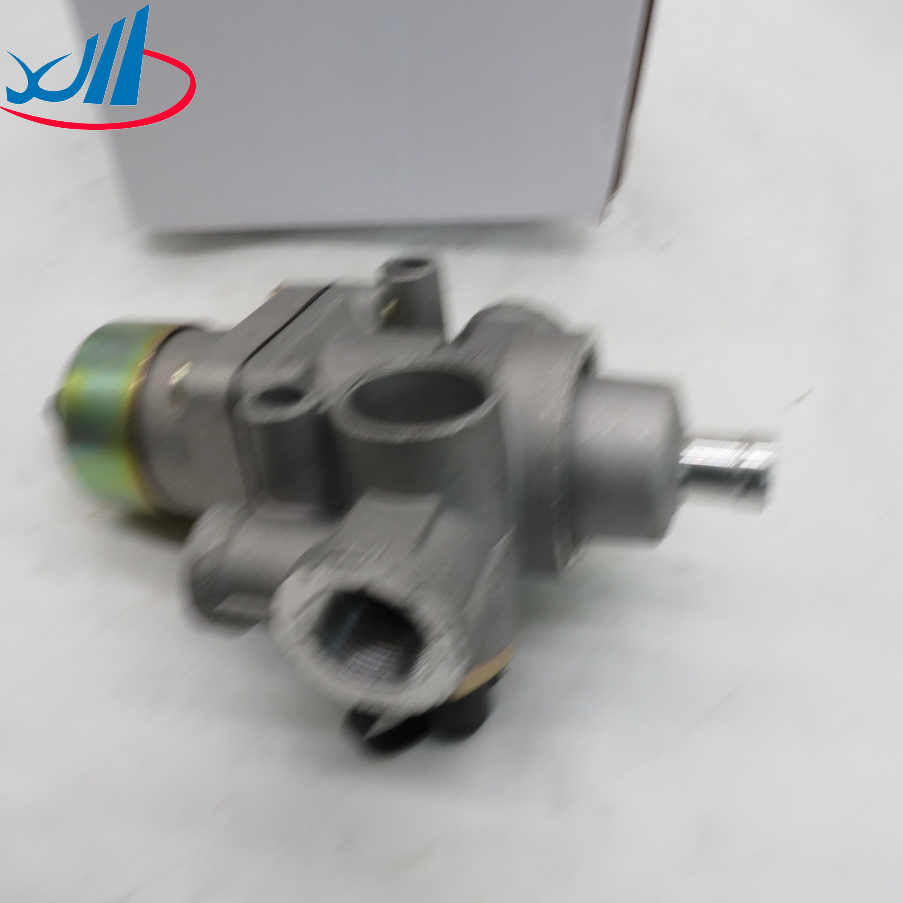 China Iron Material Foton Auto Parts Pressure Regulating Valve 9753001100 factory