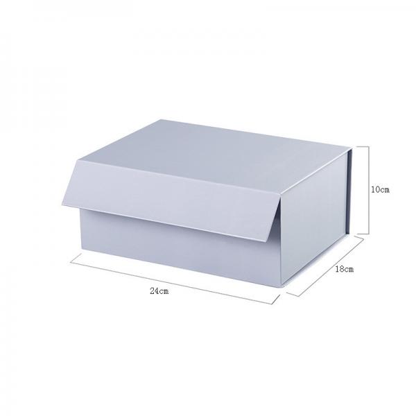Quality Recycled Materials Foldable Card Box , Reusable Magnetic Foldable Gift Box Lightweight for sale