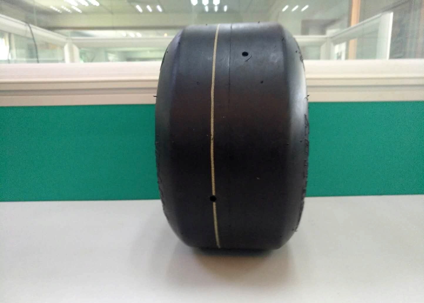 China Fore Wheel Racing Kart Tires 10X4.5-5 Slick Tread Design 5 Inch Diameter factory