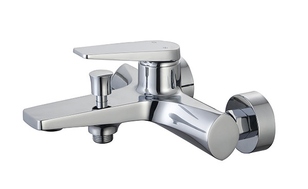 Quality Single lever bath or shower mixer bathroom chrome brass tap faucet cold and hot water designed modern OEM for sale