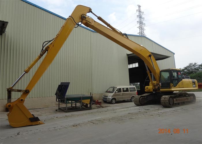 China Komatsu Excavator Parts 22 Meters Long Reach Boom with 4 Ton Counter Weight factory