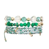China Beaded Emerald Bracelet With Gold Metal Star Charm Stackable Bracelet Set factory