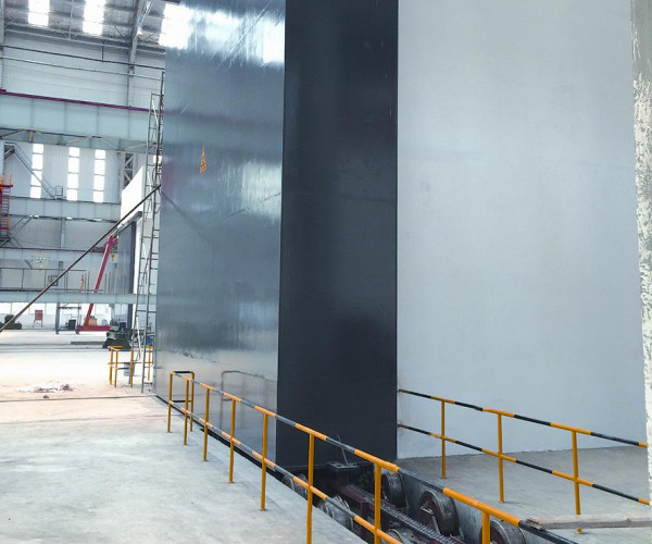 China Customized Barite Concrete Shielding Radiation Protection Door With Rollers factory