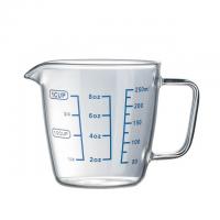 China 8oz 16oz Borosilicate Glass Coffee Measuring Cup Graduated Beaker With Handle for sale