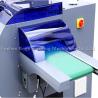 China Automatic Pillow Type Packing Machine For Snack Food Cookies Swiss Roll 220 V 4 M factory