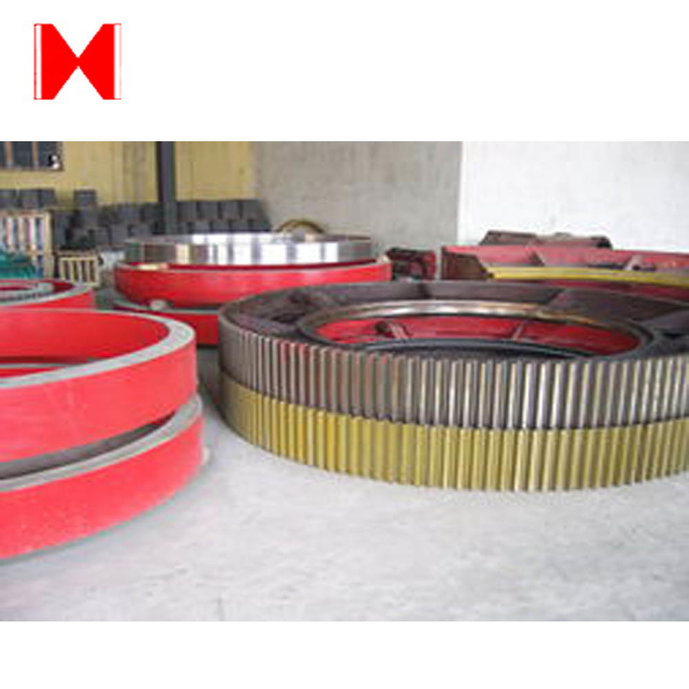 China Casting Steel 220-340HBS 2000-7000mm Metal Forging Large Spur Gear factory